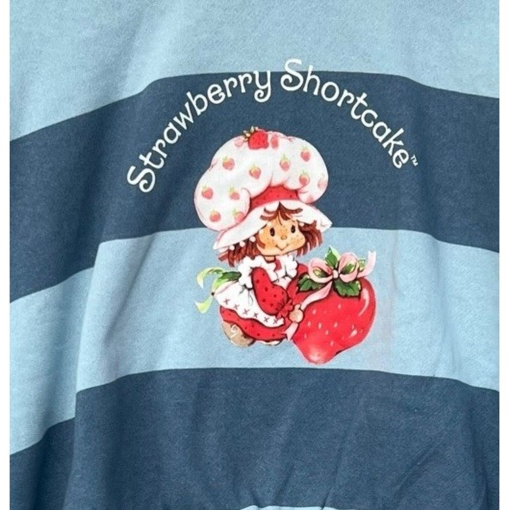 Strawberry Shortcake Blue Striped Cropped Fleece Graphic Sweatshirt Large NWT